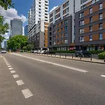 Rondo Daszynskiego Apartments N3 - 8Th Floor, City View, Subway - By Rentujemy